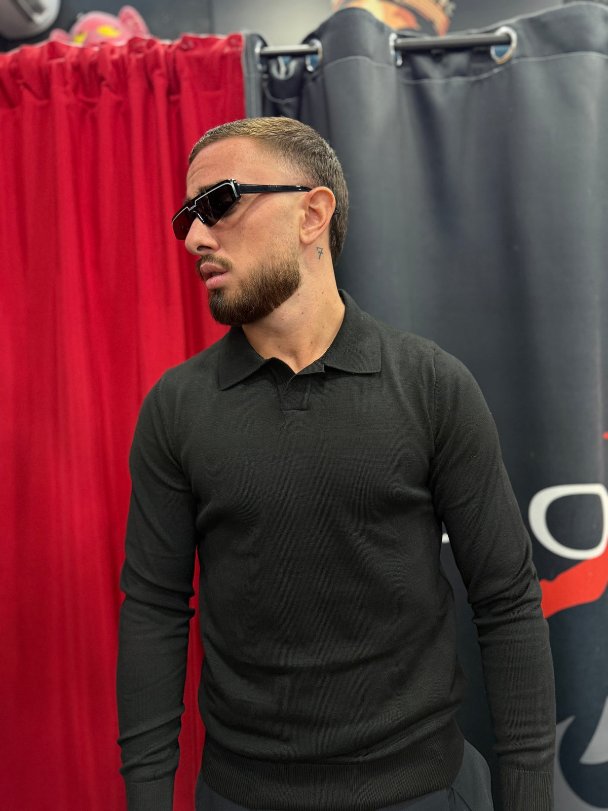 MAGLIONCINO NERO