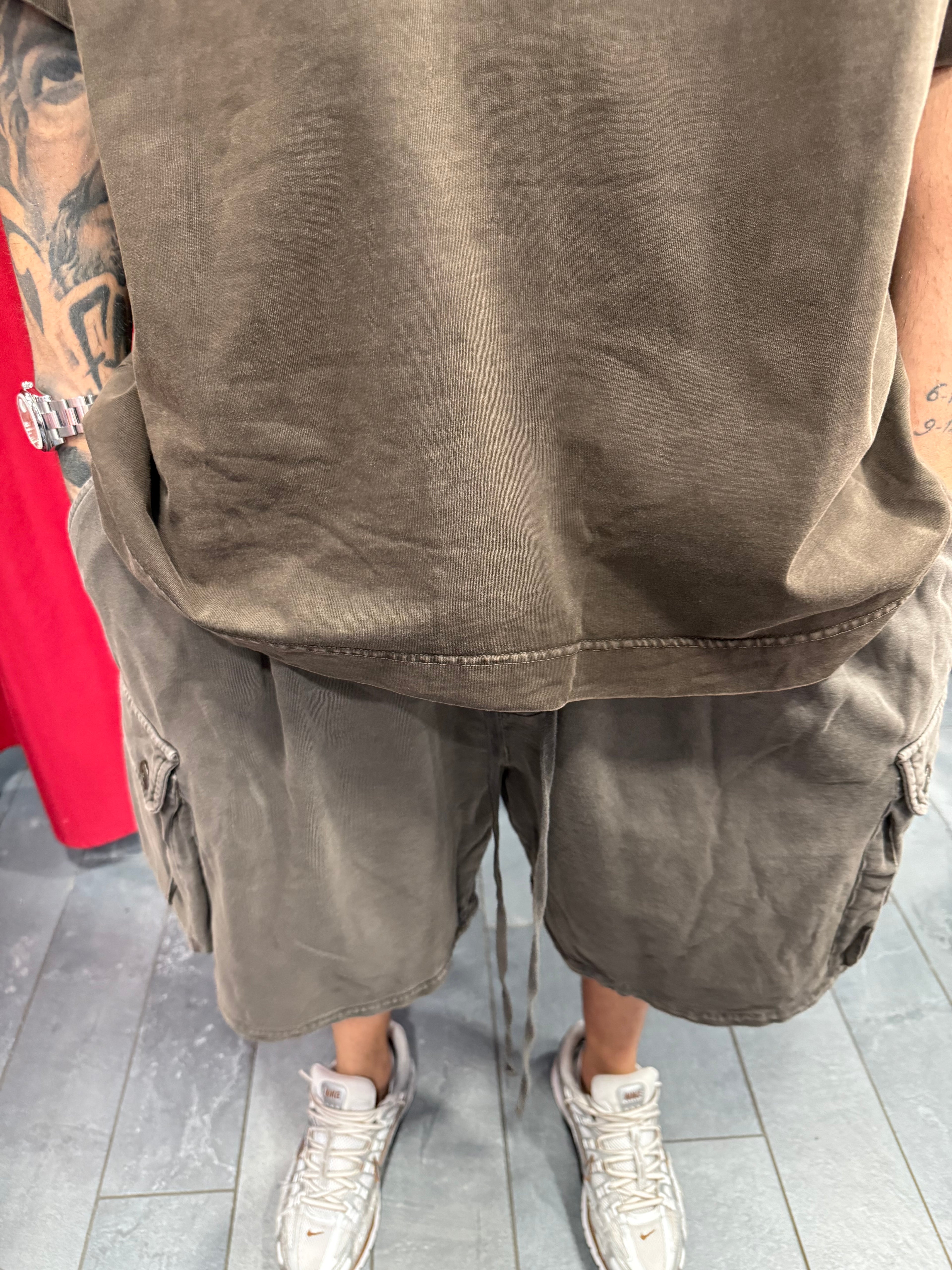 SHORTS TUTA CARGO